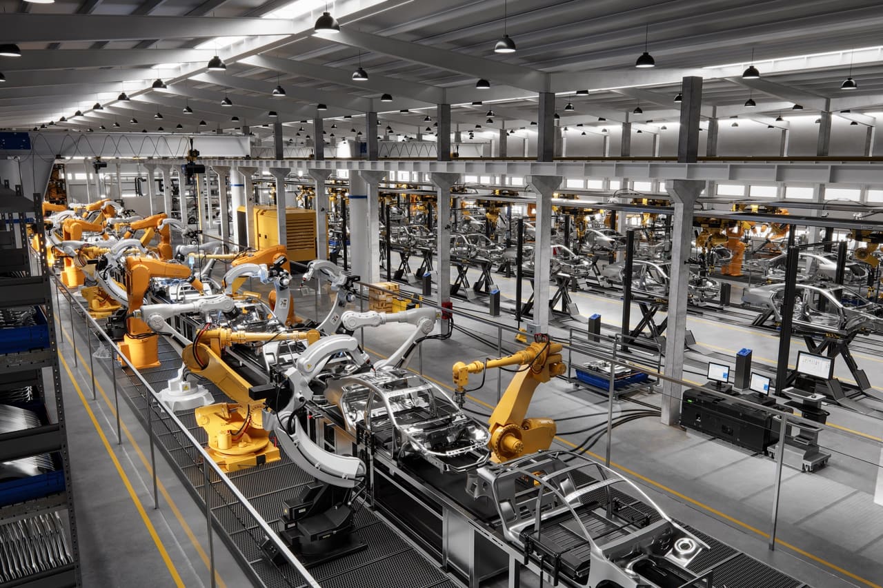 Ligne de production automobile équipée de bras robotisés